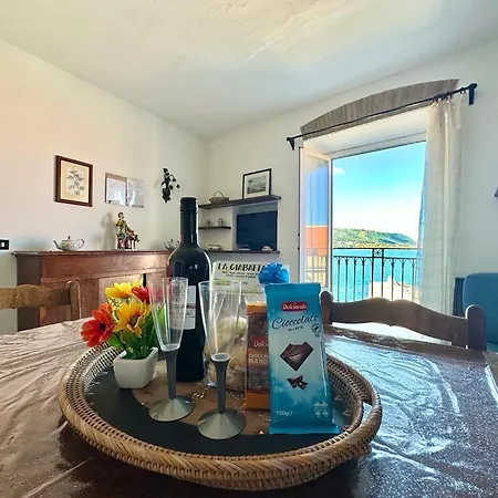 Molo Sea View Apartment *