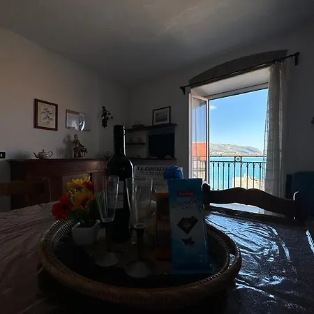 Molo Sea View Apartment *