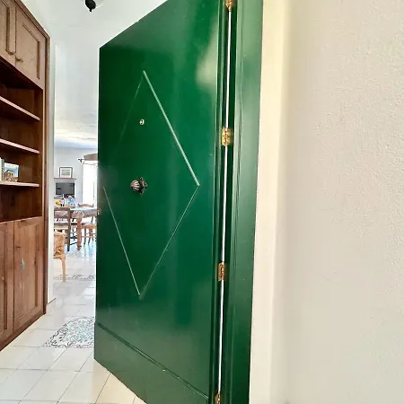 아파트 Molo Sea View