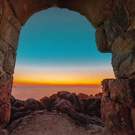 Molo Sea View 아파트