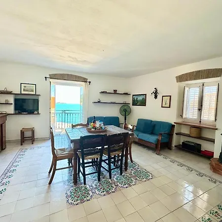 Molo Sea View Apartment Cefalu